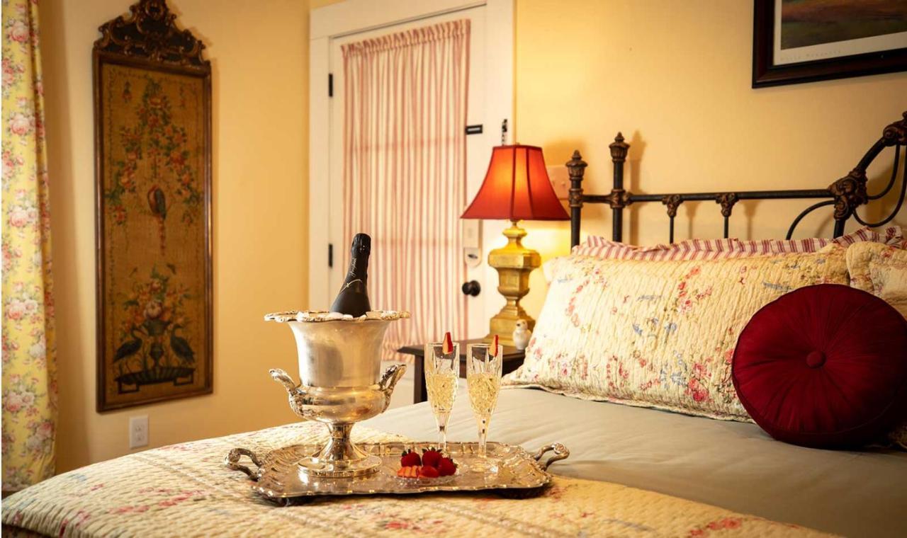 The Bird & Butterfly Inn Jasper Esterno foto